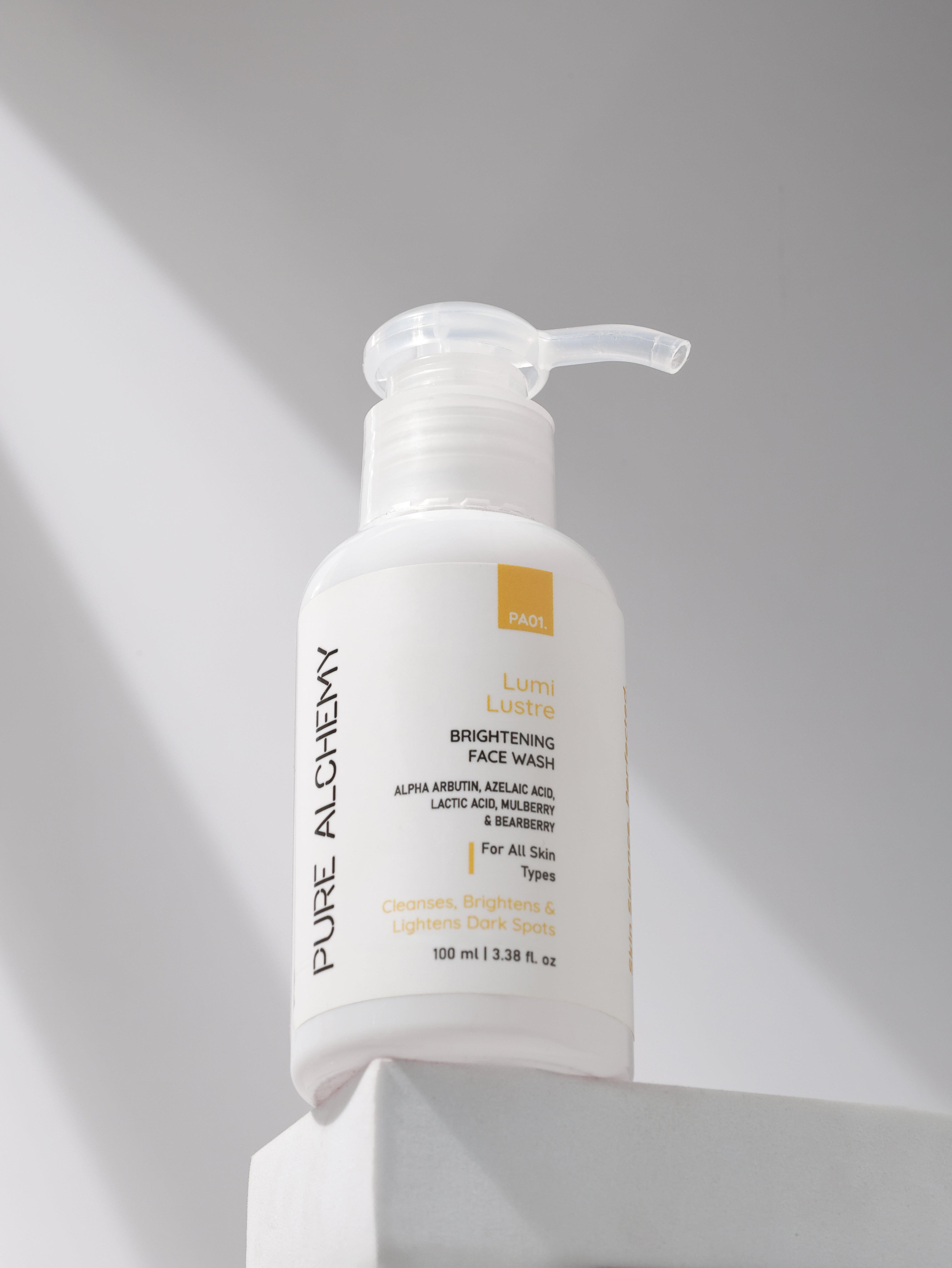 Lumi Lustre - Radiance-Boosting Brightening Face Wash